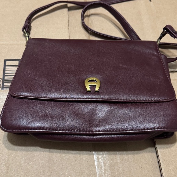Etienne Aigner Dark Brown Leather Shoulder Bag - Picture 12 of 16